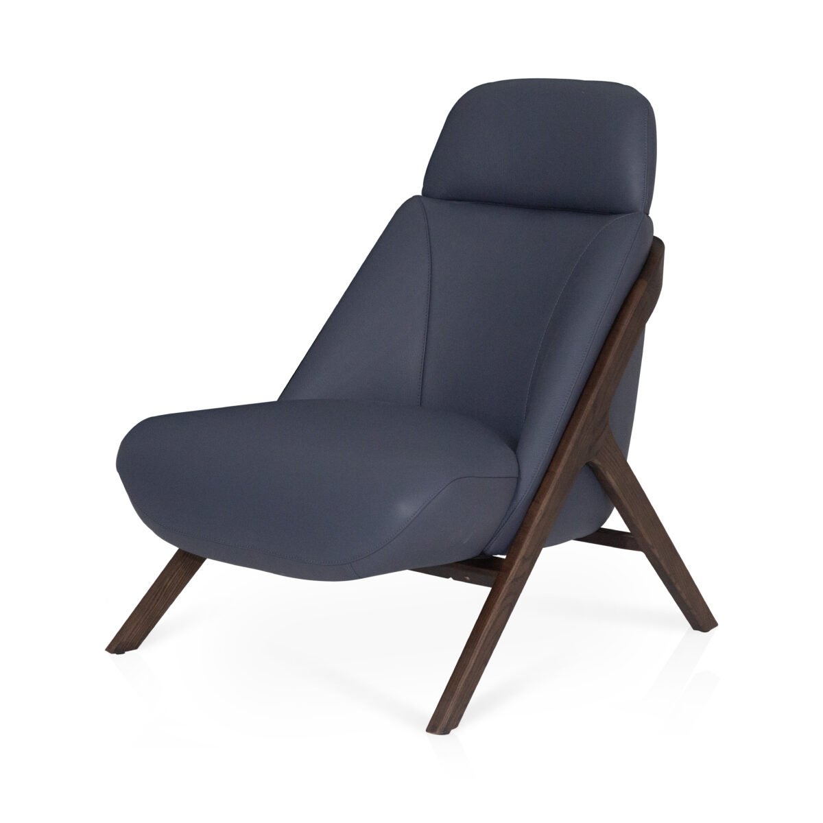 Leisure chair studio rendering, primary view