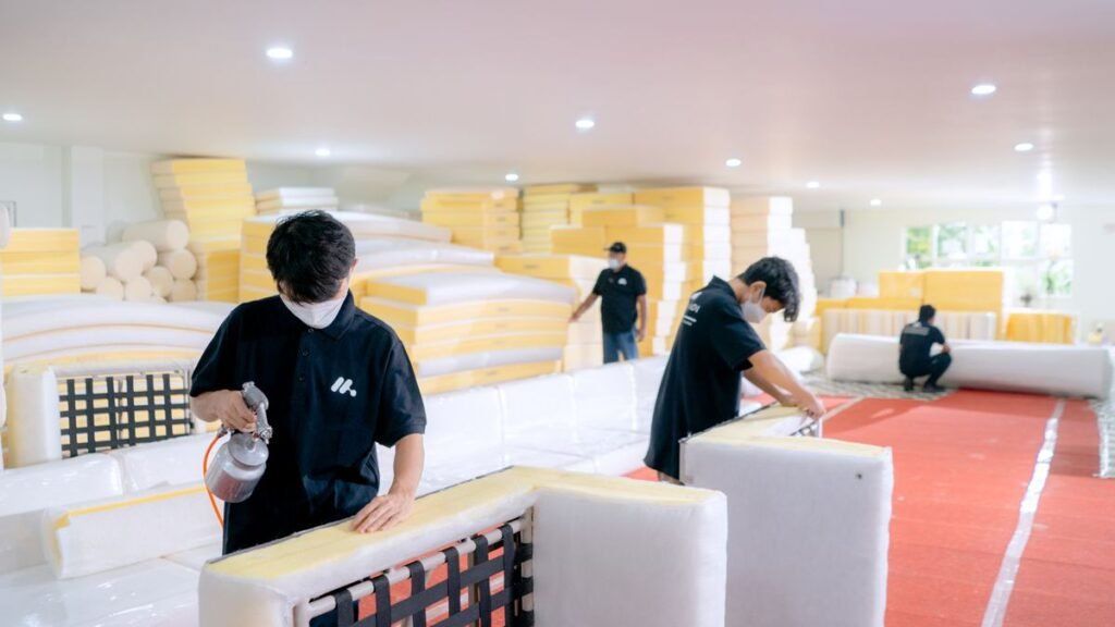 Foshan Furniture Manufacturers: A Canadian Buyer's Guide 1 Why Foshan became the world's furniture manufacturing capital