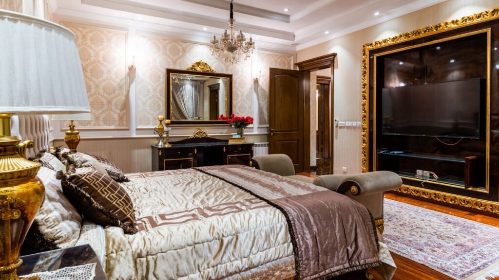 What Makes a Luxury Bed Worth the Investment for Hotels 3 3. Mattress platform engineering and what it does for the guest experience