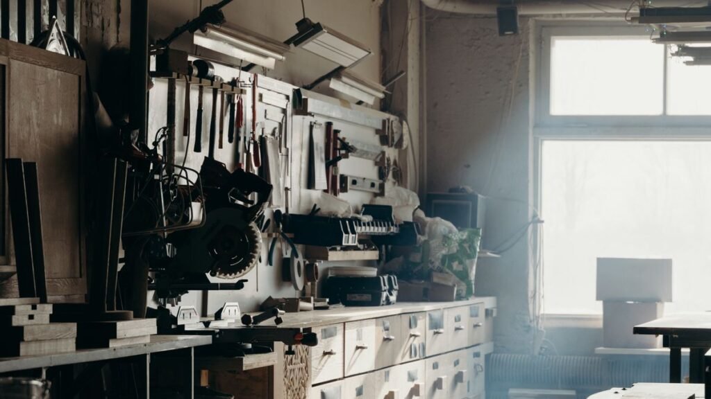 Foshan Furniture Manufacturers: A Canadian Buyer's Guide 2 What Foshan factories actually produce (and why specialization matters)