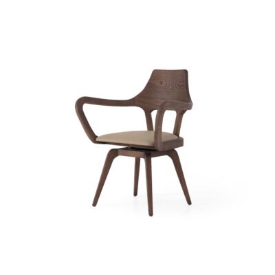 Study chair in leather, scene view