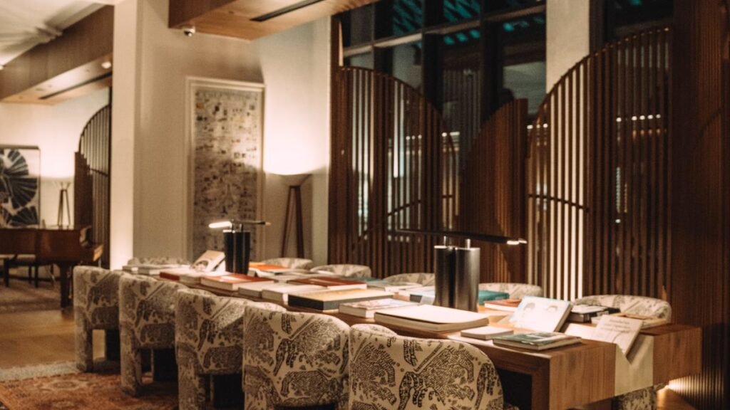 How to Source Hotel Furniture Wholesale Directly From Manufacturers 7 Wholesale hotel furniture Canada: Suppliers worth shortlisting